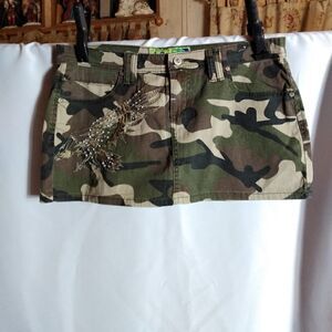 L2 jeanswear mini skirt 
